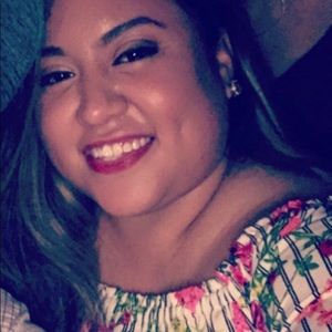 Meet your Posher, Araceli